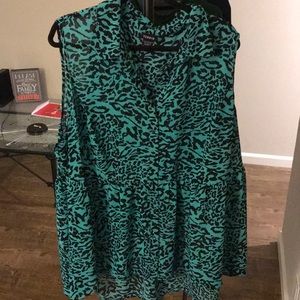 Torrid size 4 blouse